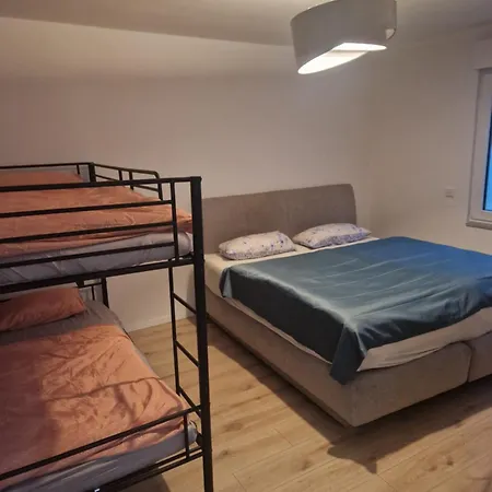 Apartment Big In Bochum