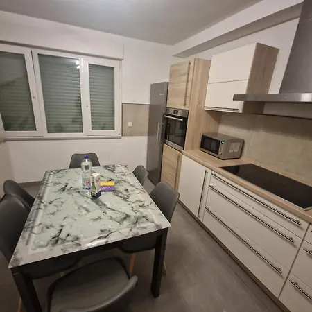 Apartment Big In *